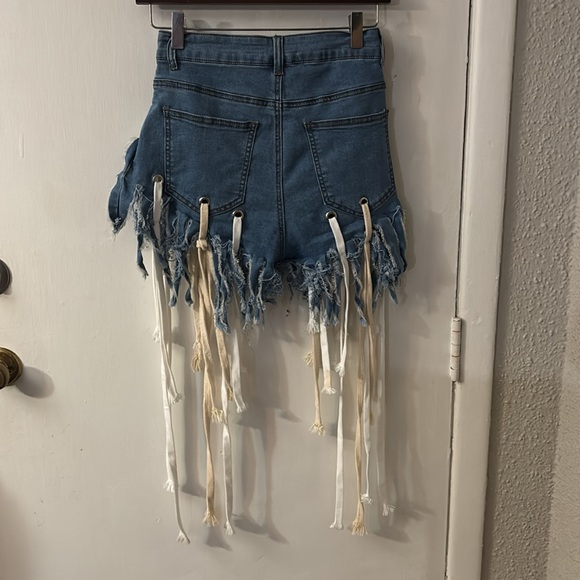 Hot & Delicious Denim Fringe Shorty Shorts Jorts S Festival Boho Cowgirl Rave - Picture 3 of 11